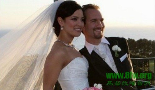 澳大利亚演讲家力克&middot;胡哲与日本裔女子宫原香苗