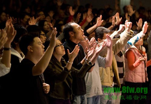 集体敬拜比个人敬拜优胜的12个理由