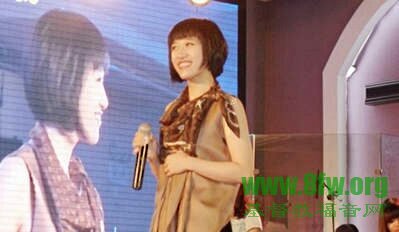 胡杨林见证：曾经香水有毒但耶稣解百毒