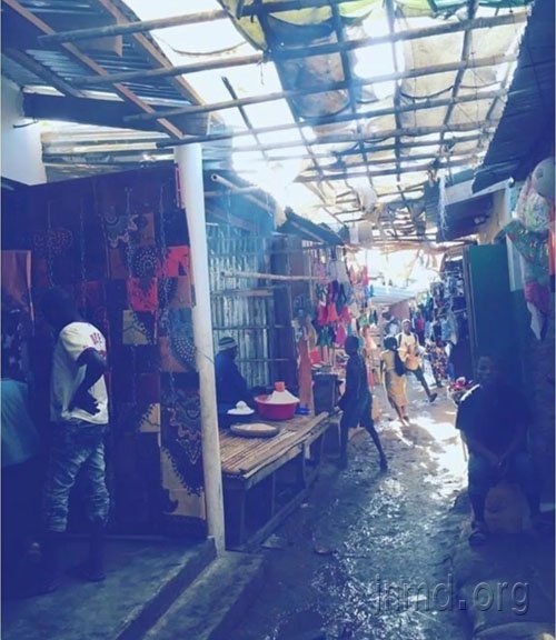 玛丽娜常常要去这样的地方帮助当地老百姓