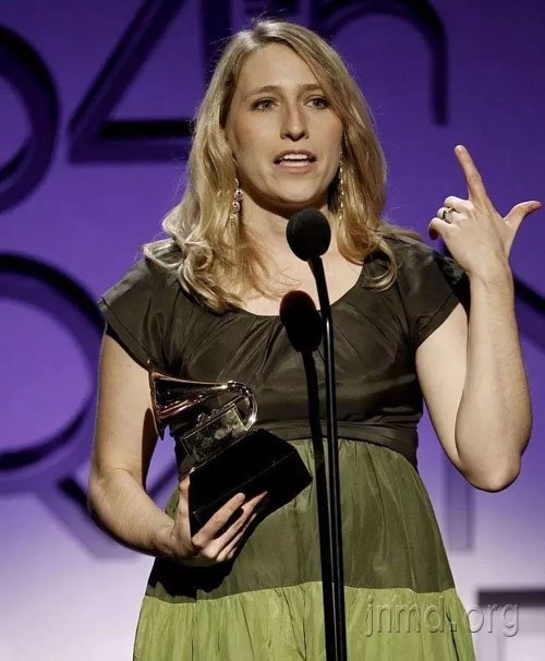 上帝拣选我作这场苦难的演出——格莱美奖得主