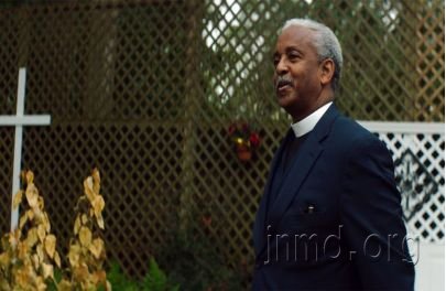 安东尼&middot;汤普森牧师