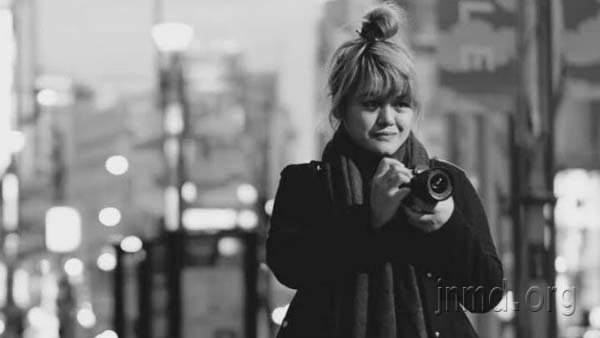 菲律宾籍女摄影师哉扎