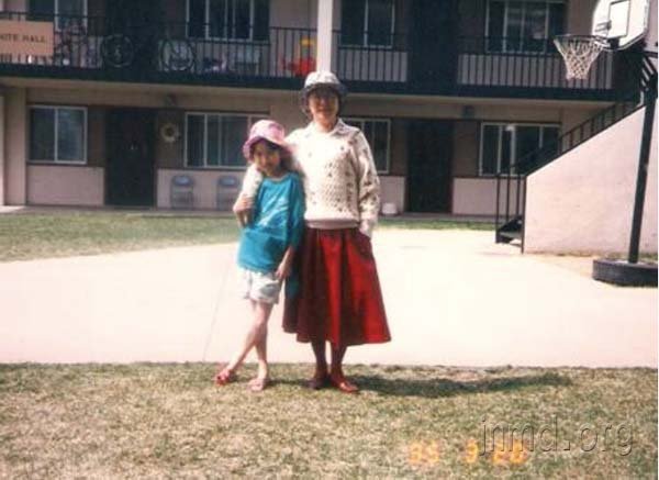 妈妈做化疗没头发期间