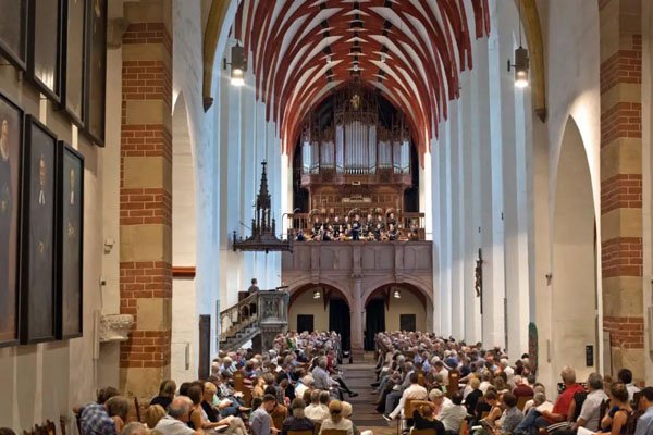 在圣与俗的想象之间——巴赫的《复活节神剧》